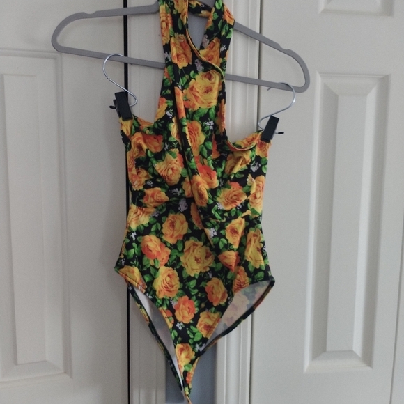 ZARA Bodysuit Floral Roses Halter Top S - Picture 4 of 10